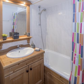Salle de bain le hameau des écrins 