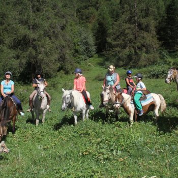Randonnée à cheval, centre équestre Kiowah. Les Orres, Hautes Alpes