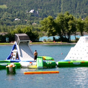 Aqua Parc, plan d'eau d'Embrun. Hautes Alpes