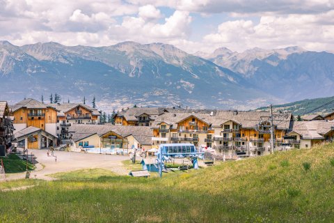 Les Hauts de Préclaux Confort*** | Infini Mountain